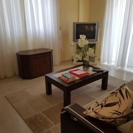 8 Sleeps, Spacious With Private Pool In - Awz 332 빌라 디딤